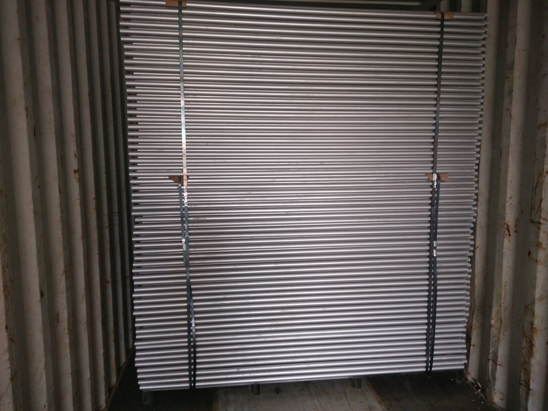 Security Temporary Fencing panels 2100mm x 2400mm 32 pipes 2.00mm thick and diameter wire 4.00mm