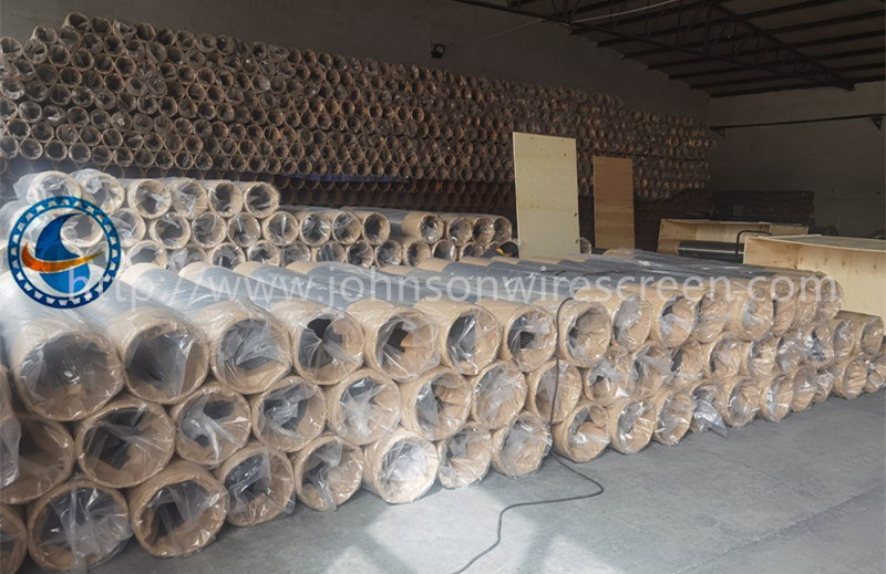 SS304 10-3/4" 0.25mm Slot Water Well Screen For 400M Depth Water Wells