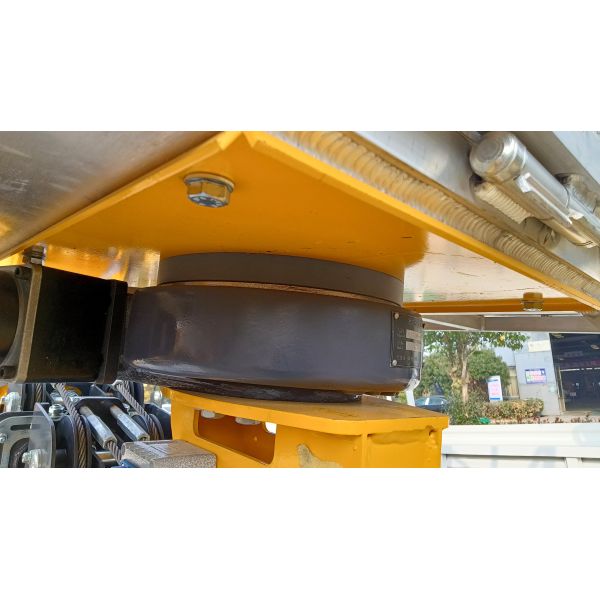 Cheap JMC 36 meters telescopic arm hydraulic aerial platform Working Trucks with remote control