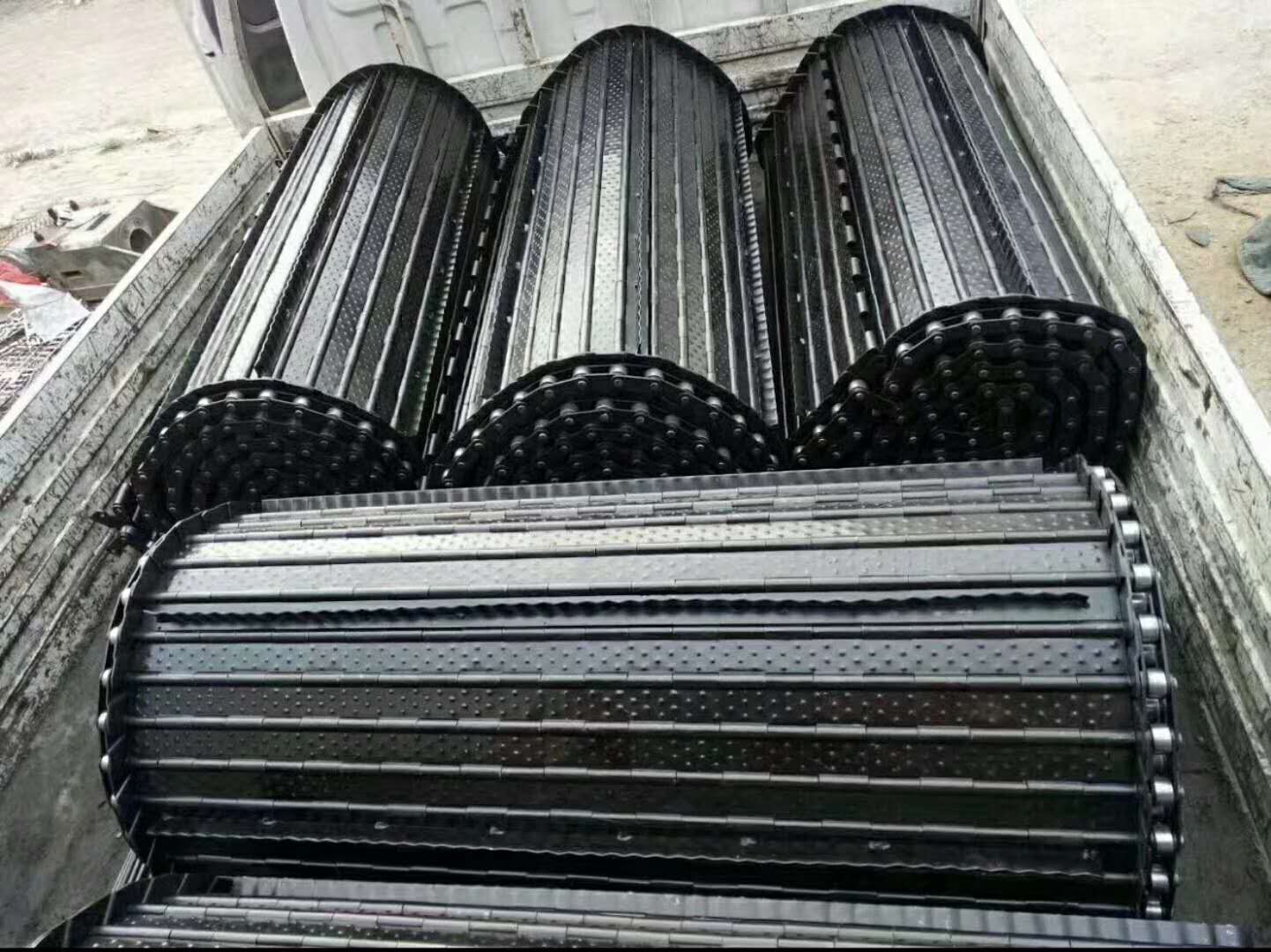 Hinged Plate Chain Link Conveyor Belt 20kgs SS304 Corrosion Resistant