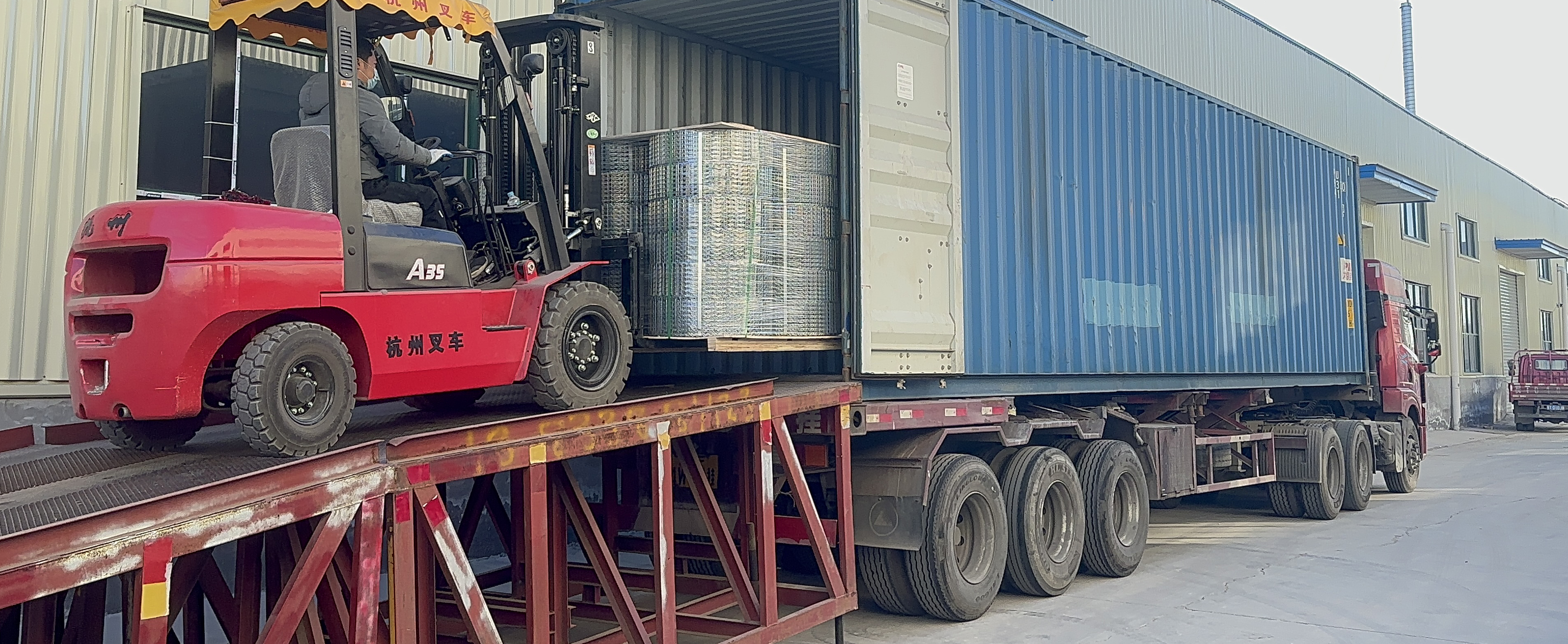 2.6MM Line Wires Pipeline Reinforced Welded Wire Mesh Anti Rust For Everglades Gas Pipeline