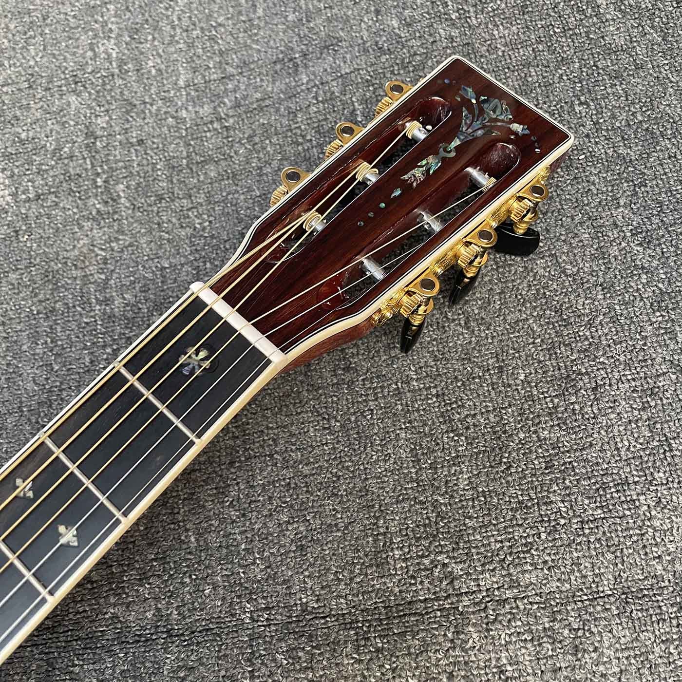 Solid Cedar Top OOO Body Ebony Fingerboard Classic Folk Acoustic Guitar with 43mm Nut Width Abalone Binding Slotted Headstock
