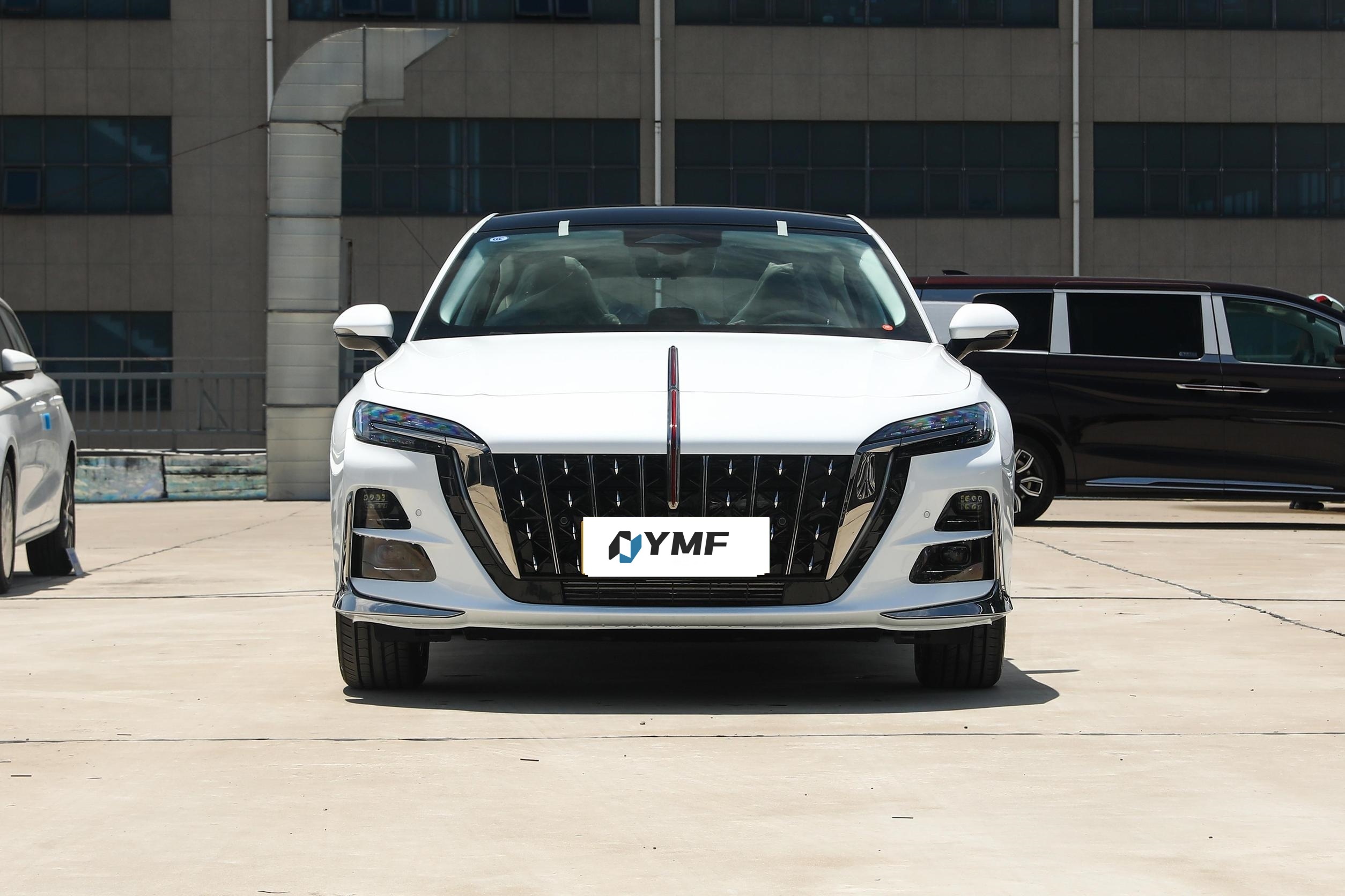 High Speed 230km/h and Compact Size 2023 Hongqi H6 2.0T Gasoline Sedan with Affordable