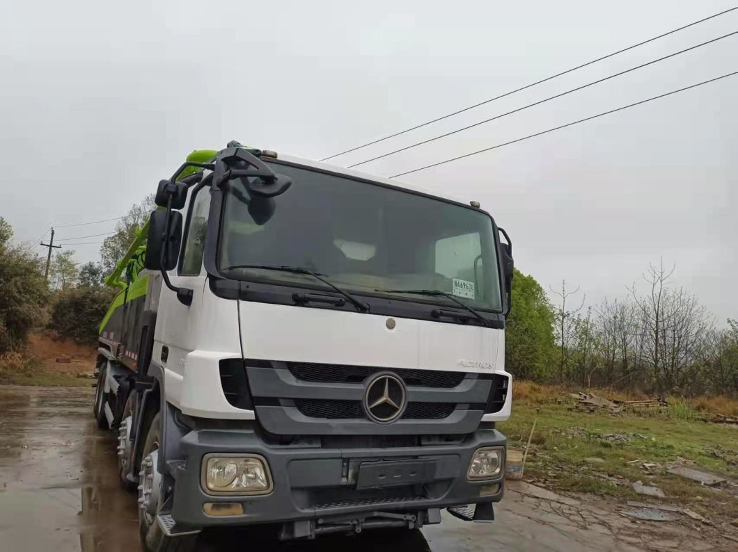 Used Concrete Boom Pump Zoomlion 52meter 47meter Second Hand Pump Machinery Low Price