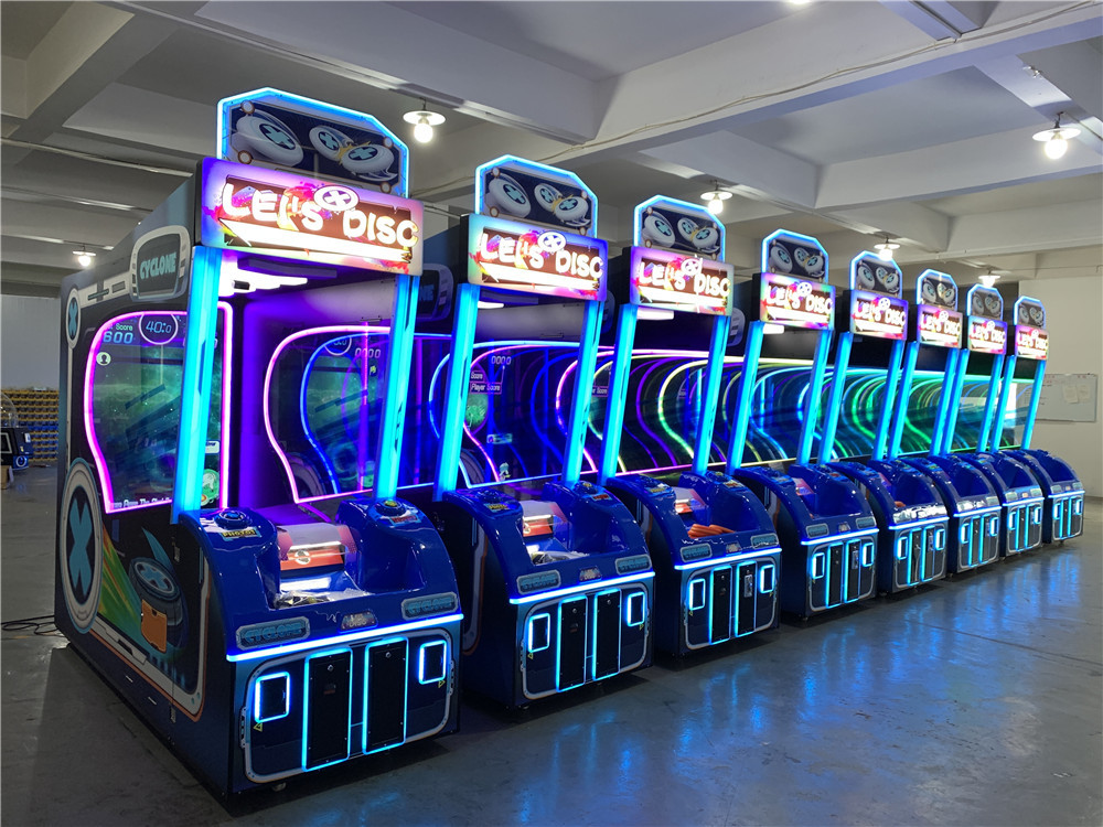60 inches monitor let's disc redemption games, disc it throw disc Carnival Games
