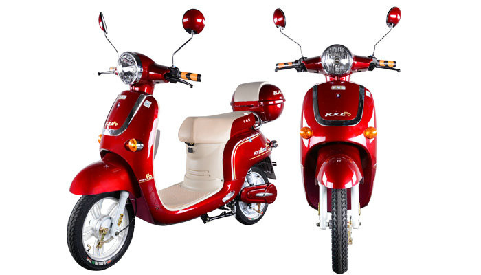 48V 500W Pedal Assisted Electric Scooter , Vespa Style E Moped With Pedals