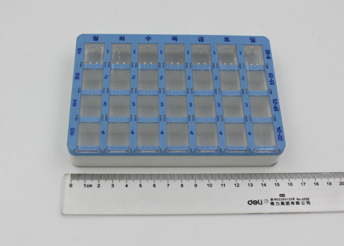 28 Compartments Colored Plastic Pill Box With Slide Lid / Daily Pill Organizer