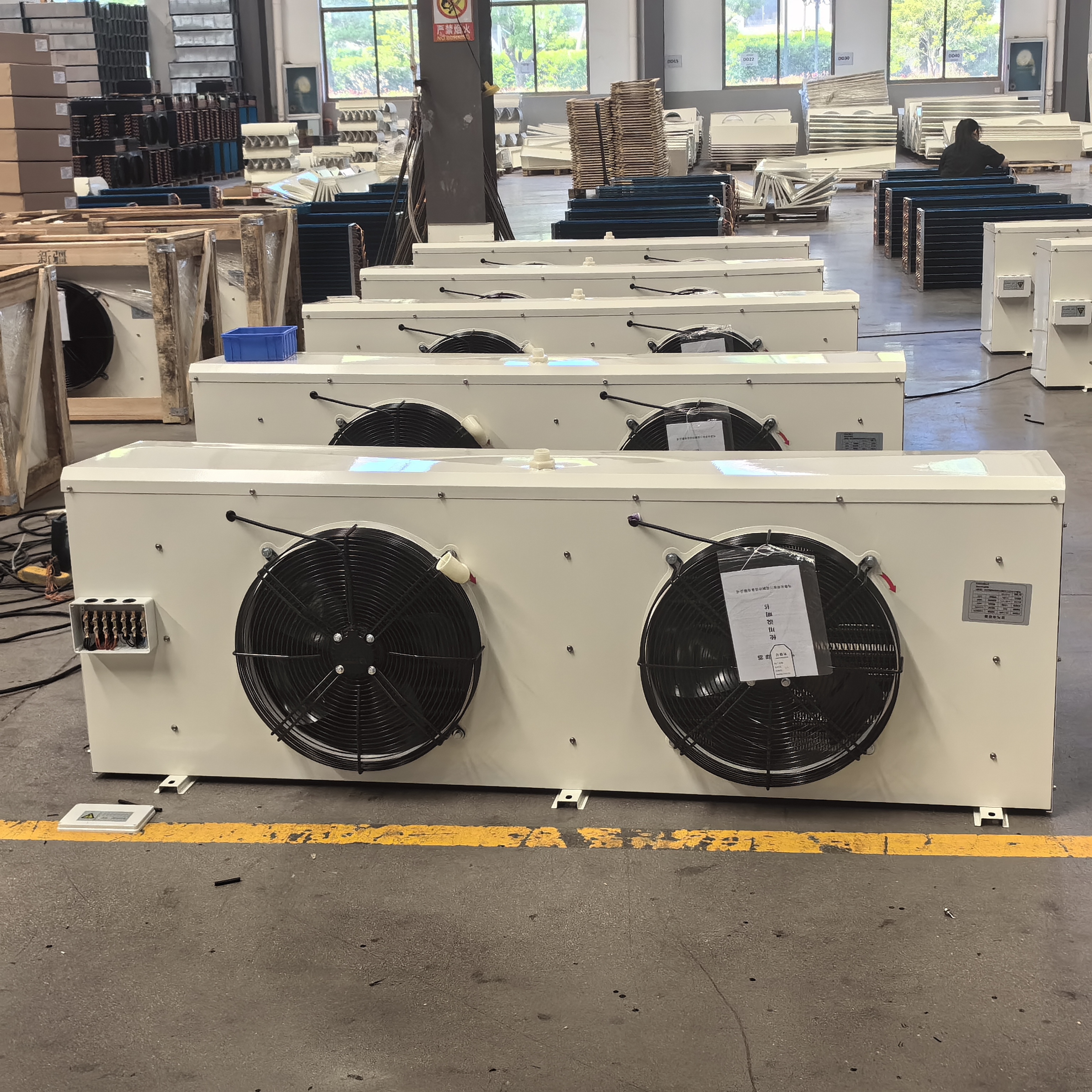 DL30 Wall Mount Air Cooler Evaporator front view
