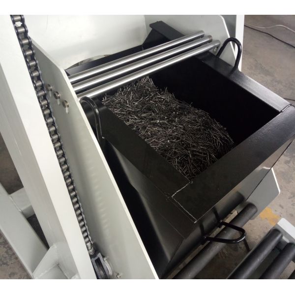 Automatic Fastener Rivet Screw Nail Bolt Nut Packing Machine with Voltage 220V/380V/440V and Frequency 50Hz/60Hz