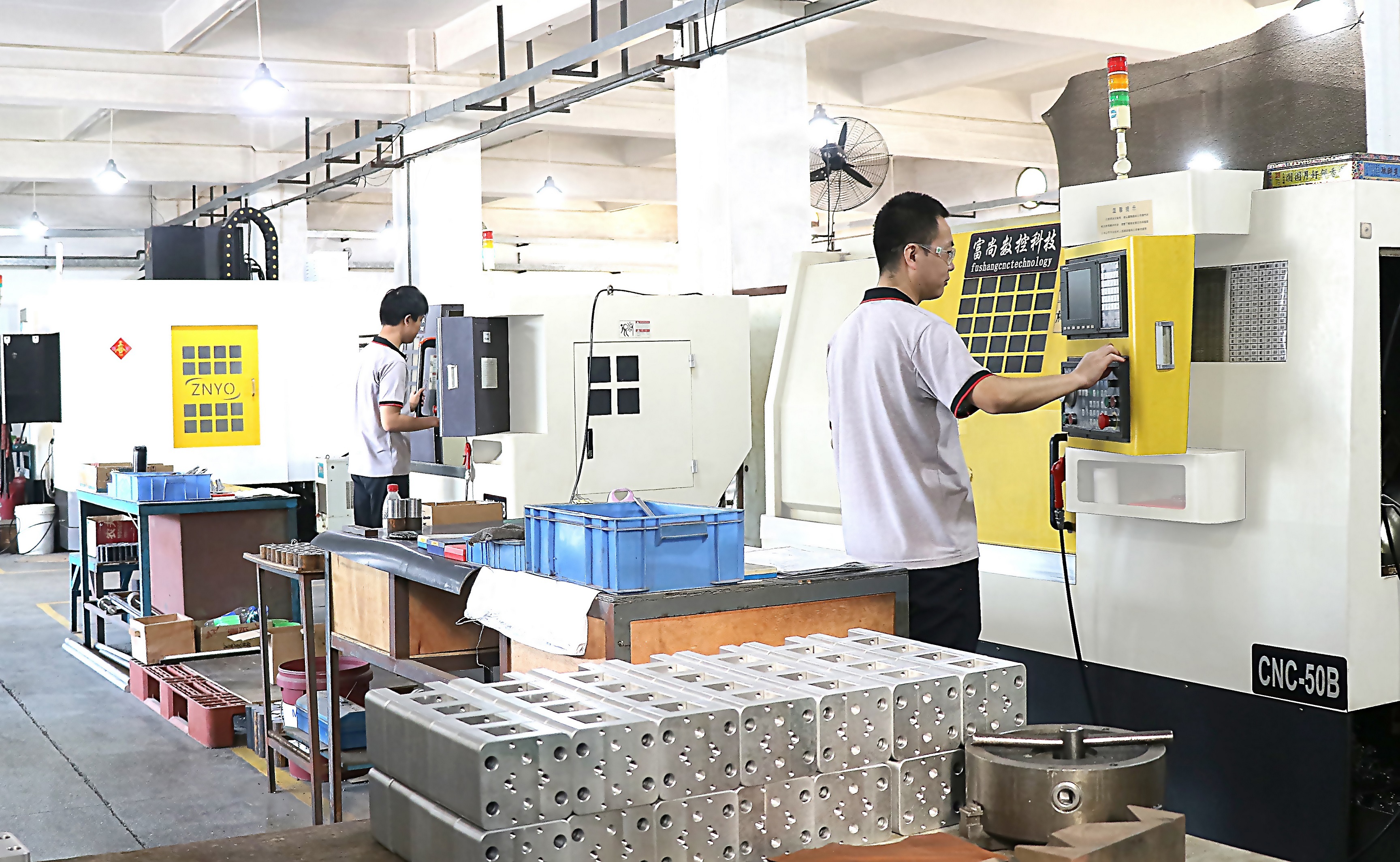 Container 4-Color 60 Pcs/Min CNC Automatic UV Curing Screen Printing Machine