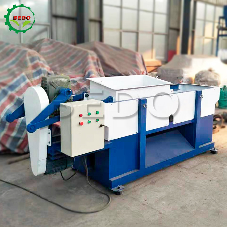 Buy 380V High Efficient Wood Shavings Machine Rotate Speed 3600RPM at wholesale prices