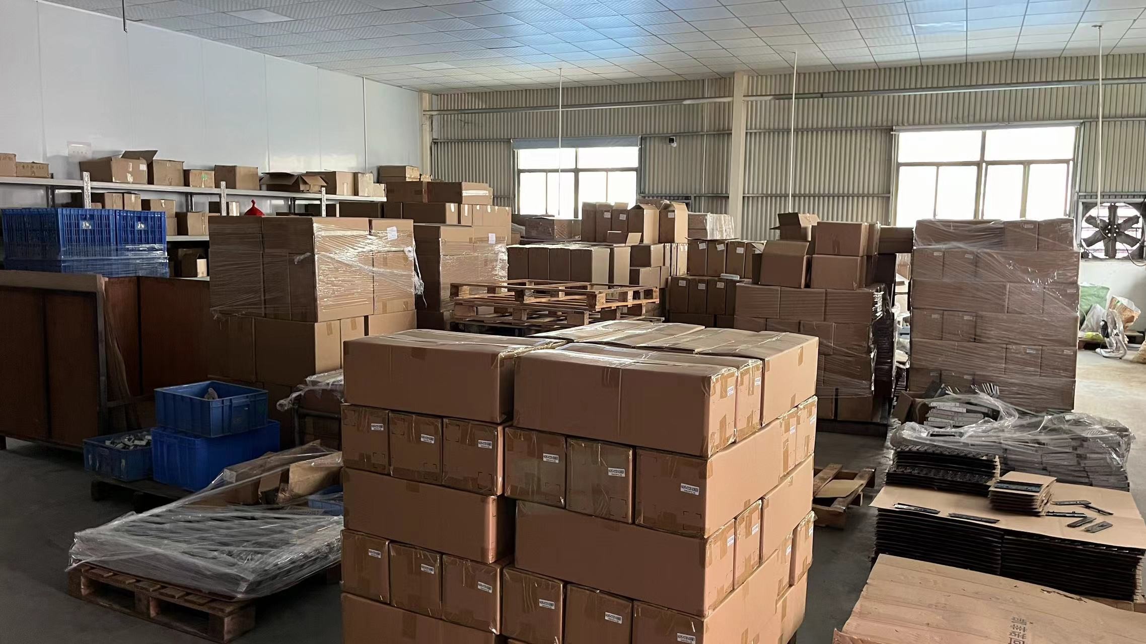 Custom Sheet Metal Fabrication Carbon Steel Chassis Cabinet Shell Processing