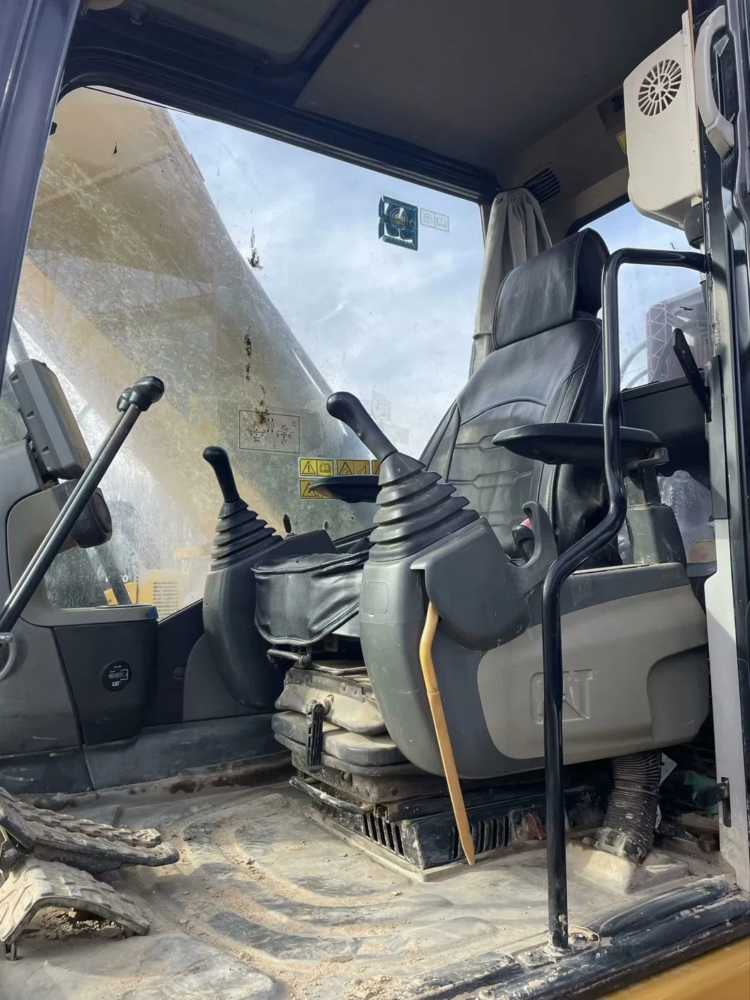 Used Cat 323D2l 324D 324dl 324D2l 325bl 325b 325D 325dl Excavator