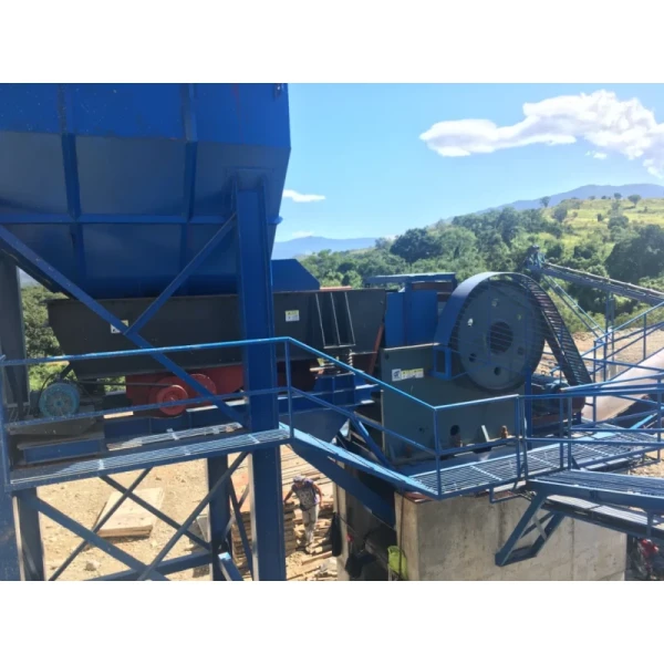 580mm Vibrating Hopper Feeder Machine ZSW1149 Model Large Capacity, Vibrating Screen Feeder