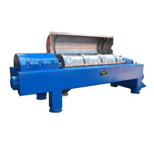 Integral Continuous Solid - Liquid Separation Oilfield Decantering Centrifuge /