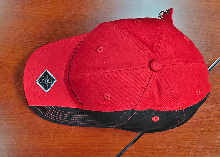 2020 Special desig black and red Color Customize Metal embroidery Logo baseball sports Hats Caps