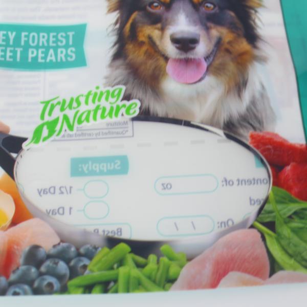 Custom Logo Stand Up Pet Food Packaging Resealable Dog Snack Pouch With Window Euro Hole