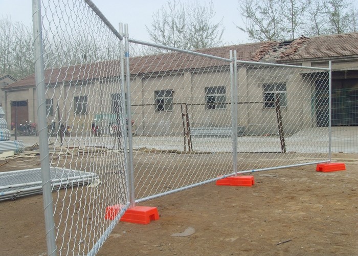 Diamond Hole Shape Portable Chain Link Fence For Residential Housing Sites