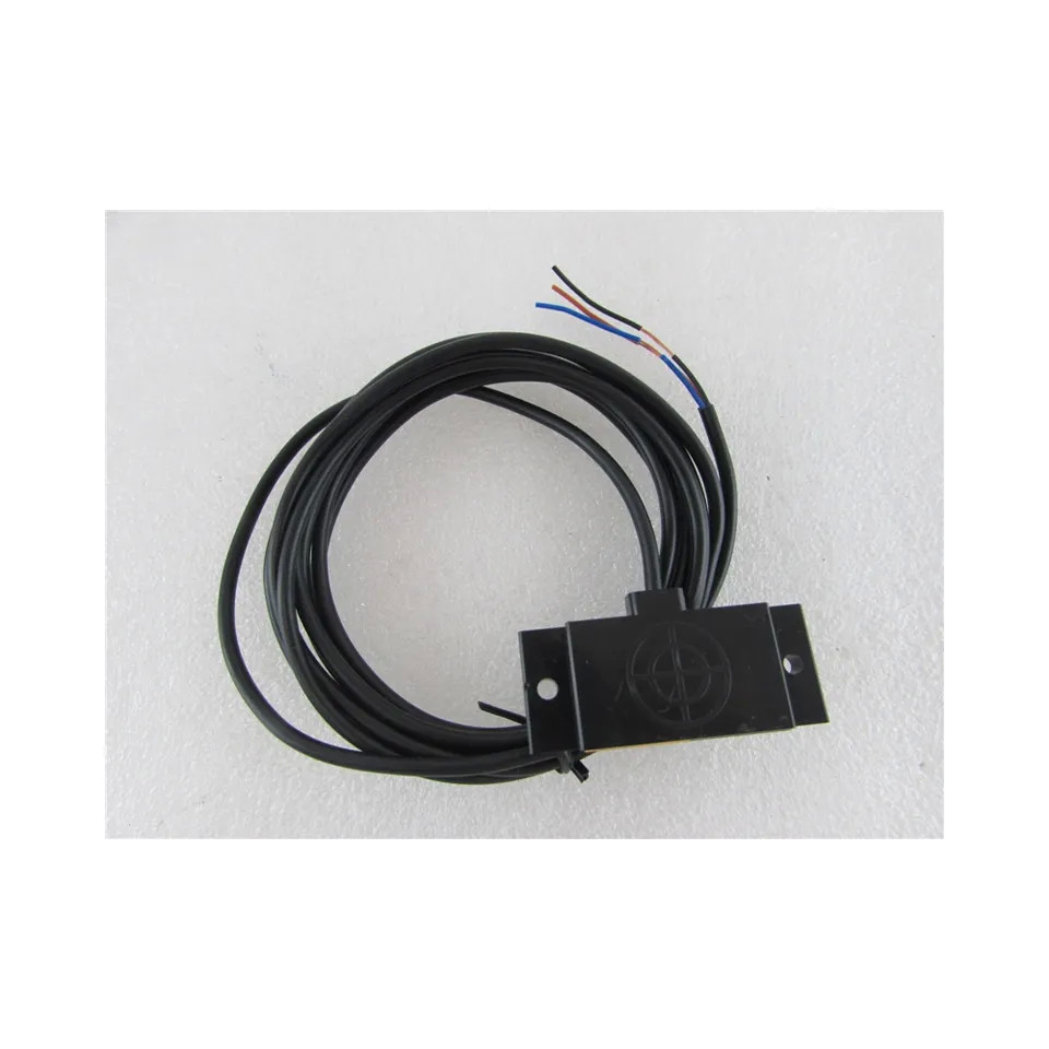 Quality E2E-X10D1-N Omron Programmable Logic Controller Relay Outputs for sale