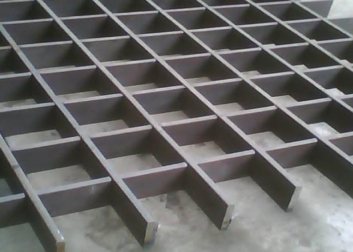 Outdoor Metal Drain Cover Galvanized Steel Grating 130mm Bar Pitch