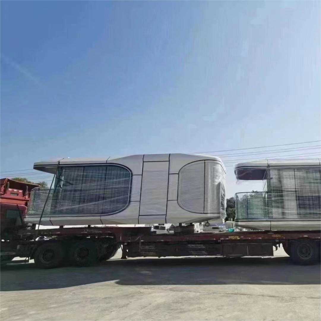 Tempered Glass Movable Prefabricated Tiny Space Capsule House for Customized Color
