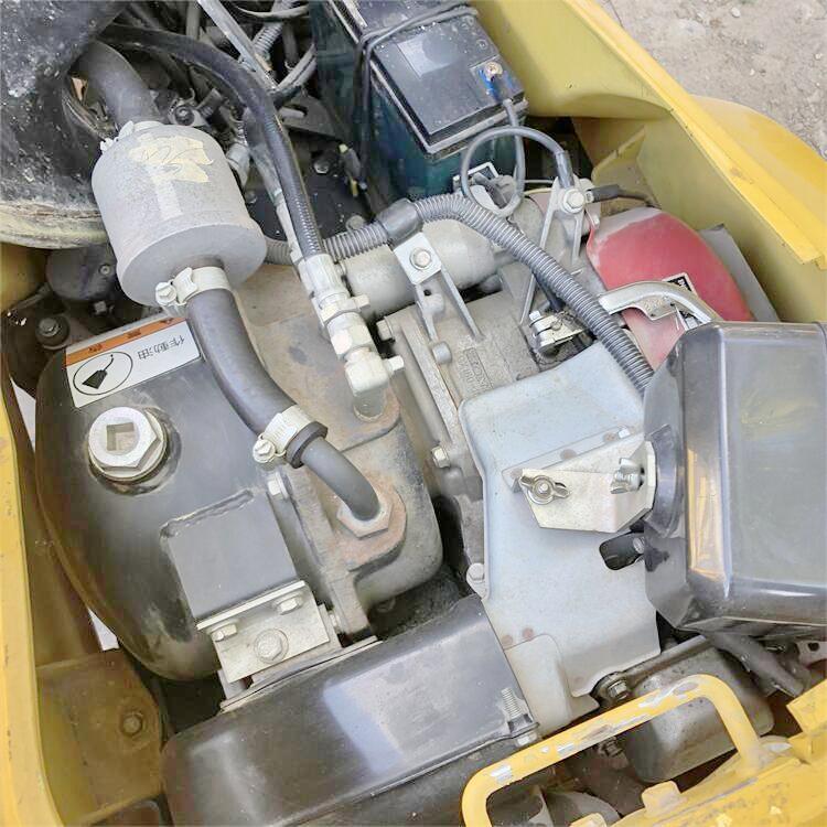 Good Condition Komatsu PC01 Mini Excavator Made in Japan with Original Hydraulic Valve