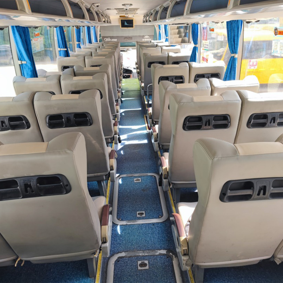 Yutong 49 Seat Used Coach Bus Produced In January 2013