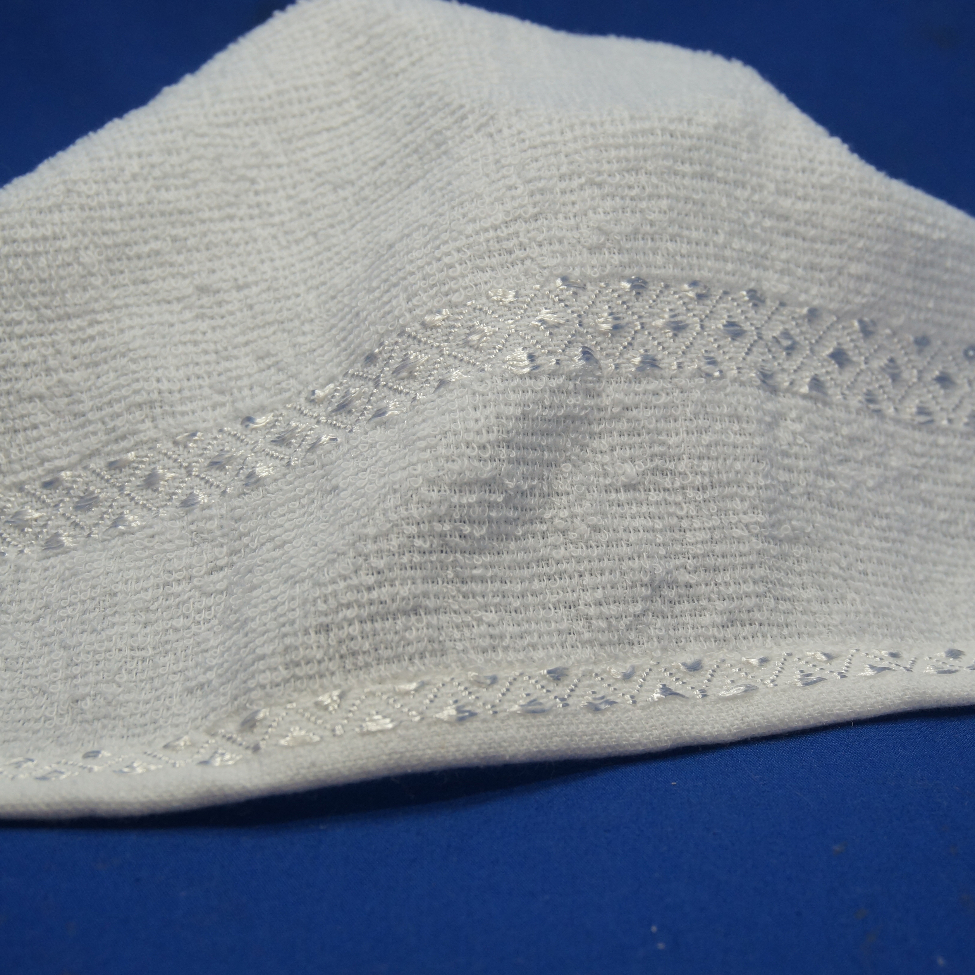Quality All Age Refreshing Airline Satin Viscose Towel for sale