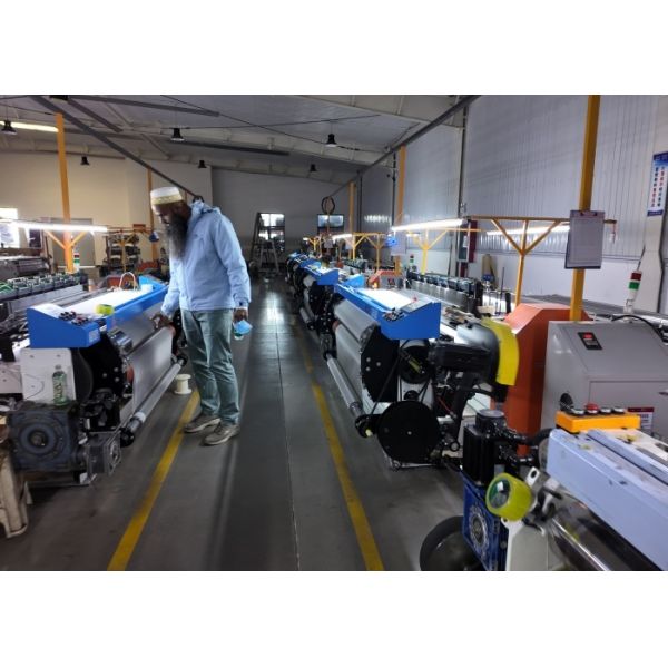 Precision Weave Automatic Wire Mesh Machine Heavy Duty Wire Mesh Machine Efficient 1600B