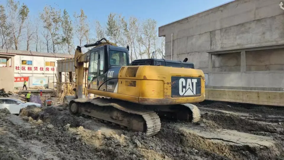 Cat Excavator for Sale at Low Price, Fast Delivery, Original, Unmodified Original Excavator Cat 329d, Fine Original Excavator,