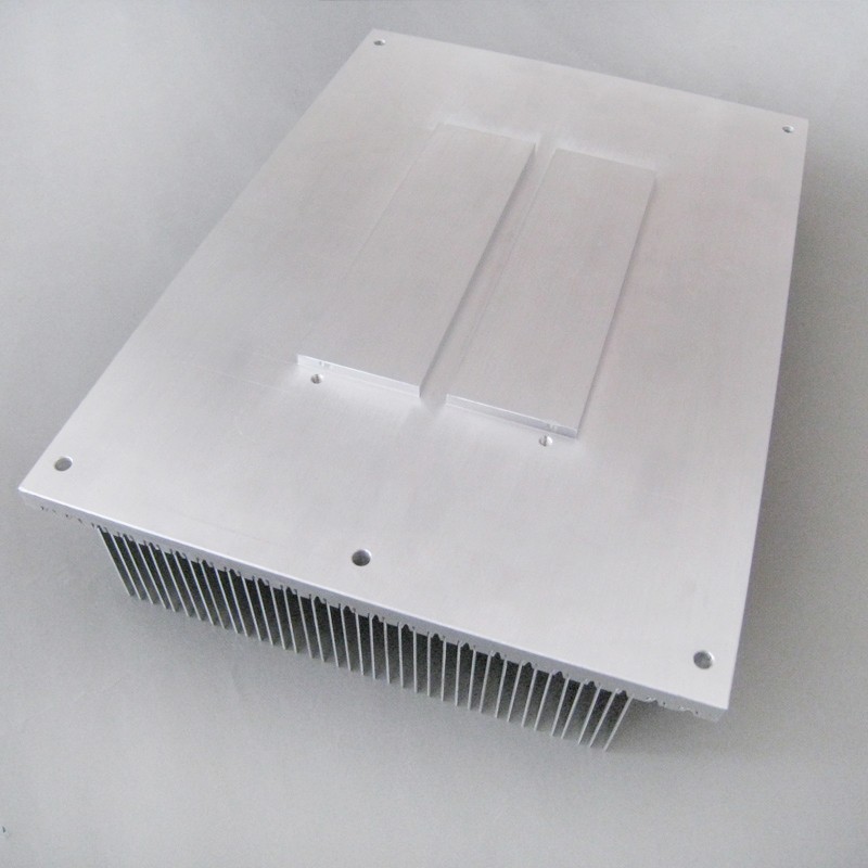 Alloy Practical TEC Heat Sink , Silver Extruded Aluminum Heatsink