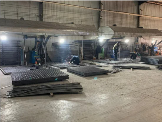 Heavy Duty Carbon Steel Q235 Stainless Steel 304/316 Press-locked Steel Grating for Trench Cover