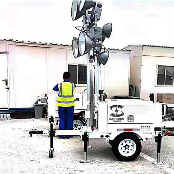 1305W Mobile Solar Light Tower Trailer Mounted Lighting Tower US / AU / EU Standard
