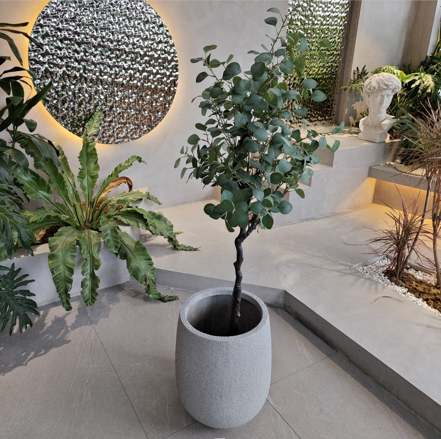 Indoor And Outdoor Fiberglass Flower Pots Resin Flower Planter China Wholesale