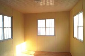 Quality 40ft Container Living Homes , Prefab Container House With Sliding Security Door for sale