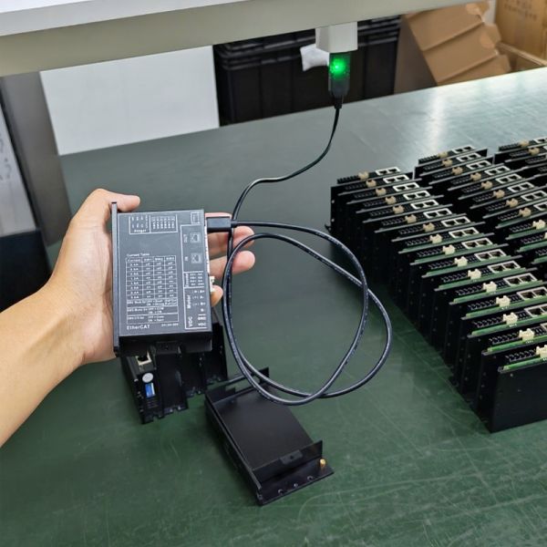Closed Loop 2 Phase Nema11 28mm Flange Stepper Motor With Ethercat Communication Bus EC42 Servo Stepper Driver For CNC Machines