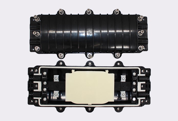 700 1 1.5KG Horizontal Fiber Optic Splice Closure 48 Cores For Proper Cable Management