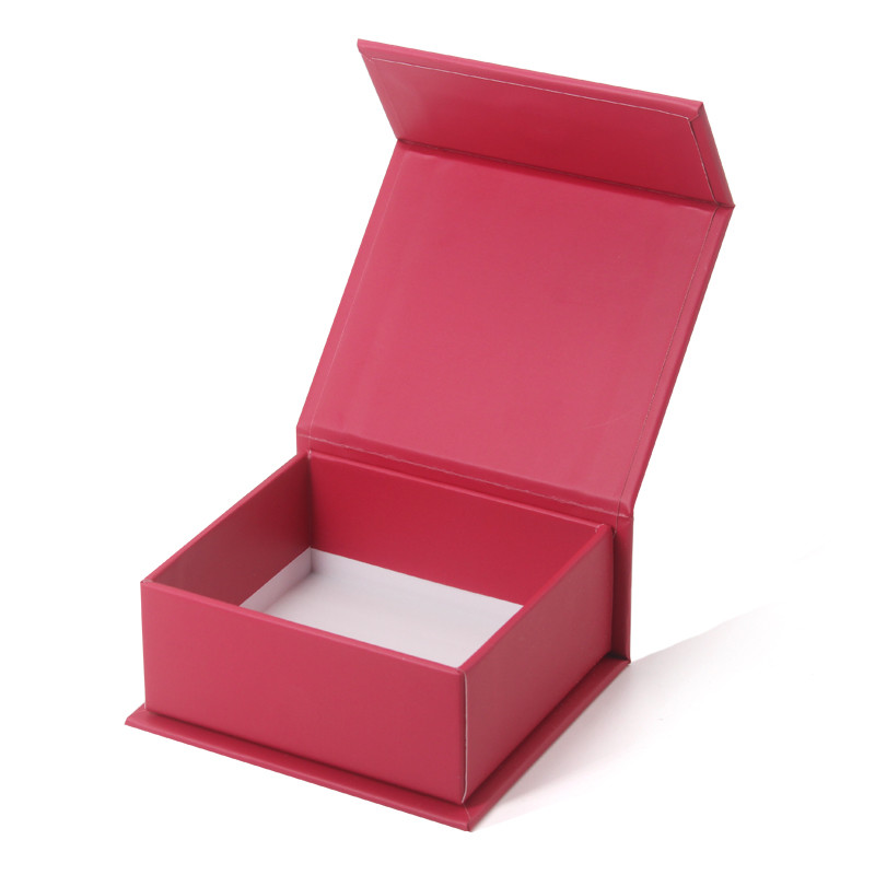 Customized Mini Paper Jewellery Box Packaging With Gold Foil Logo