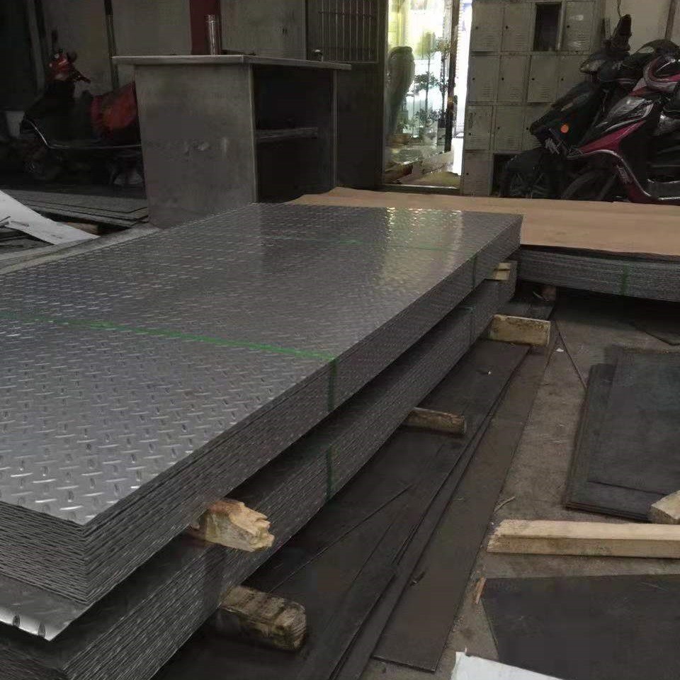 ASTM 304 Stainless Steel Checkered Plate Stainless Steel Diamond Tread Plate for Floor