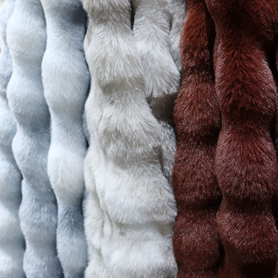 Soft Animal Friendly Heated Fur Throw Hypoallergenic Washable Faux Fur Throw