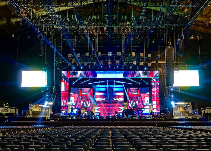 High Resolution P4 Outdoor Rental LED Displays Video Wall 52x52 Dots