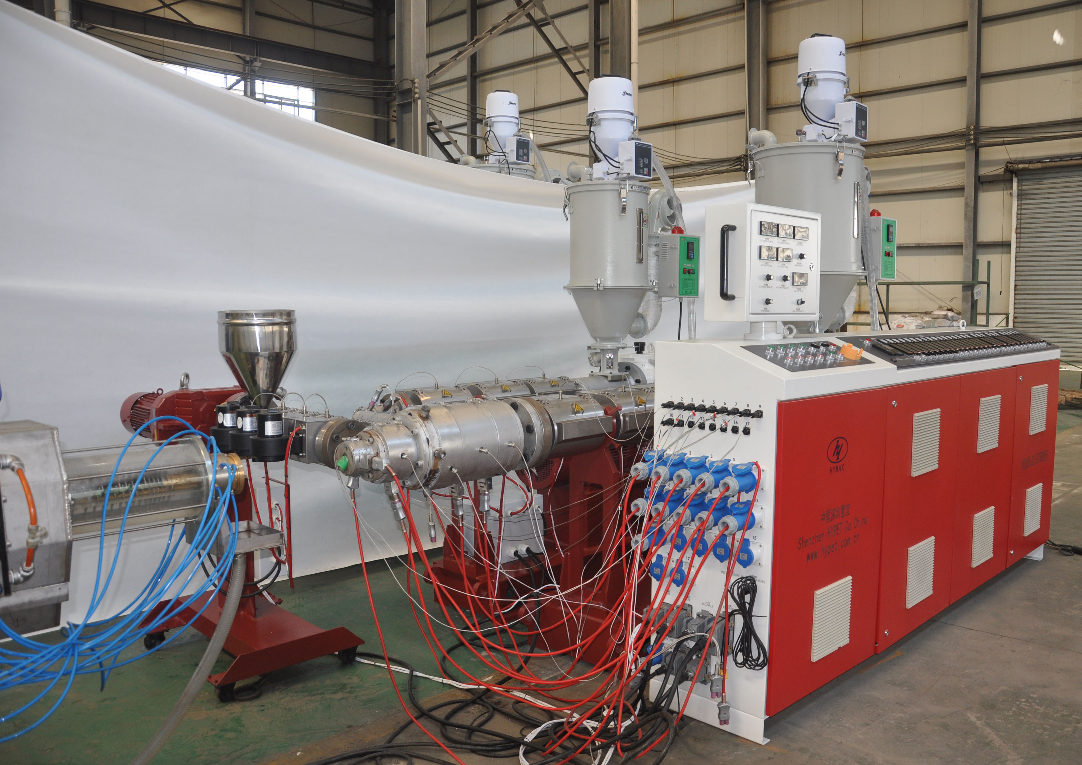 Shenzhen HYPET 20-63 PPR Pipe Production Line , Three Layers HDPE PE 20-1200mm Pipe Making Machine