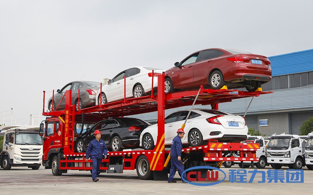 Dongfeng 4X2 One-Drive-Five Car Carrier Flatbed Wrecker Towing Truck