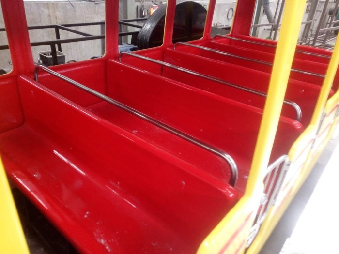 360 Degrees Rotation Kids Theme Park Rides , 24 Seats Crazy Bus Ride For All Ages