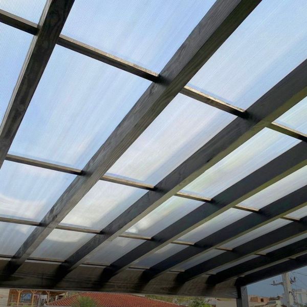 Factory supply 2.1m*5.8m 8mm Polycarbonate Hollow Sheet Multiwall sheet Available in Multiple Colors with High Flexural Strength and UV Protection for