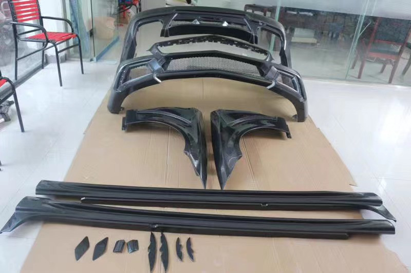 WALD Style Body Kit for Mercedes W218 CLS300 CLS350 CLS500 Body Kit Front and Rear Bumper Side Skirts