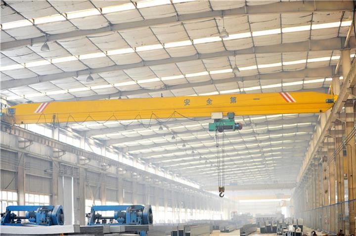 Cabin Control 5T Model Single Beam Metallurgical Crane With Chain Hoist