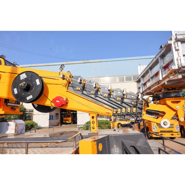 Cheap JMC 36 meters telescopic arm hydraulic aerial platform Working Trucks with remote control