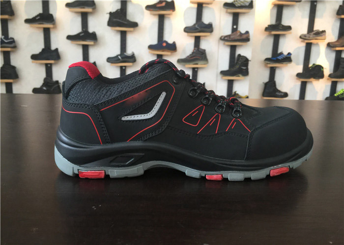 Vulcanized Outsole Black Work Shoes Shock Resistance For Indoor Clerk