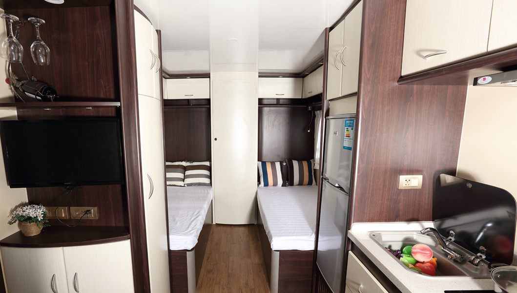 EPA Standard Camper Caravan Trailer With Rear Cooking Cabin Refrigerator